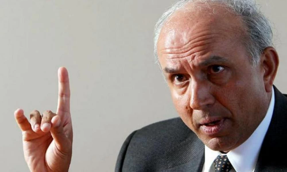 Πρεμ Γουάτσα: «Πιο εύκολο και απλό πλέον να κάνεις επενδύσεις στην Ελλάδα»